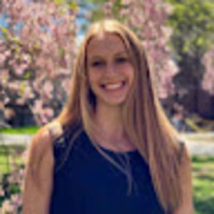 Meet your Posher, Abby